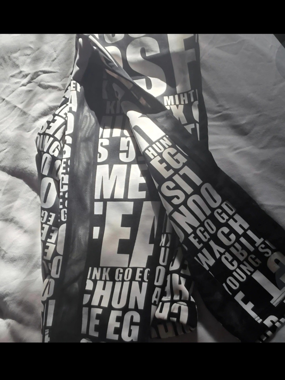 Graphic Black & White Leggings.